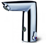 GREENMIX Rubinetto elettronico con miscelatore incorporato GREENMIX Rubinetto elettronico con miscelatore incorporato