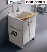 Acqua + Marella con cesto- Mobile idrofugo a due ante rivestite in PVC, con vasca in ceramica e asse in legno, con cesto portabiancheria