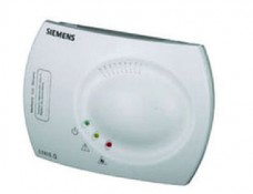 Rivelatore di fughe di gas metano per ambienti domestici possibilità di collegare in parallelo fino a 9 rilevatori, comando elettrovalvole a 12 V DC normalmente aperte Rivelatore di fughe di gas metano per ambienti domestici possibilità di collegare in parallelo fino a 9 rilevatori, comando elettrovalvole a 12 V DC normalmente aperte