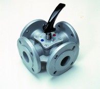 Valvola a settore a 4 vie flangiata DN 80, PN6 per acqua calda o fredda, campo 2-120° C, angolo di rotazione max 90°, da utilizzare con motori SQK-SQL Valvola a settore a 4 vie flangiata DN 80, PN6 per acqua calda o fredda, campo 2-120° C, angolo di rotazione max 90°, da utilizzare con motori SQK-SQL